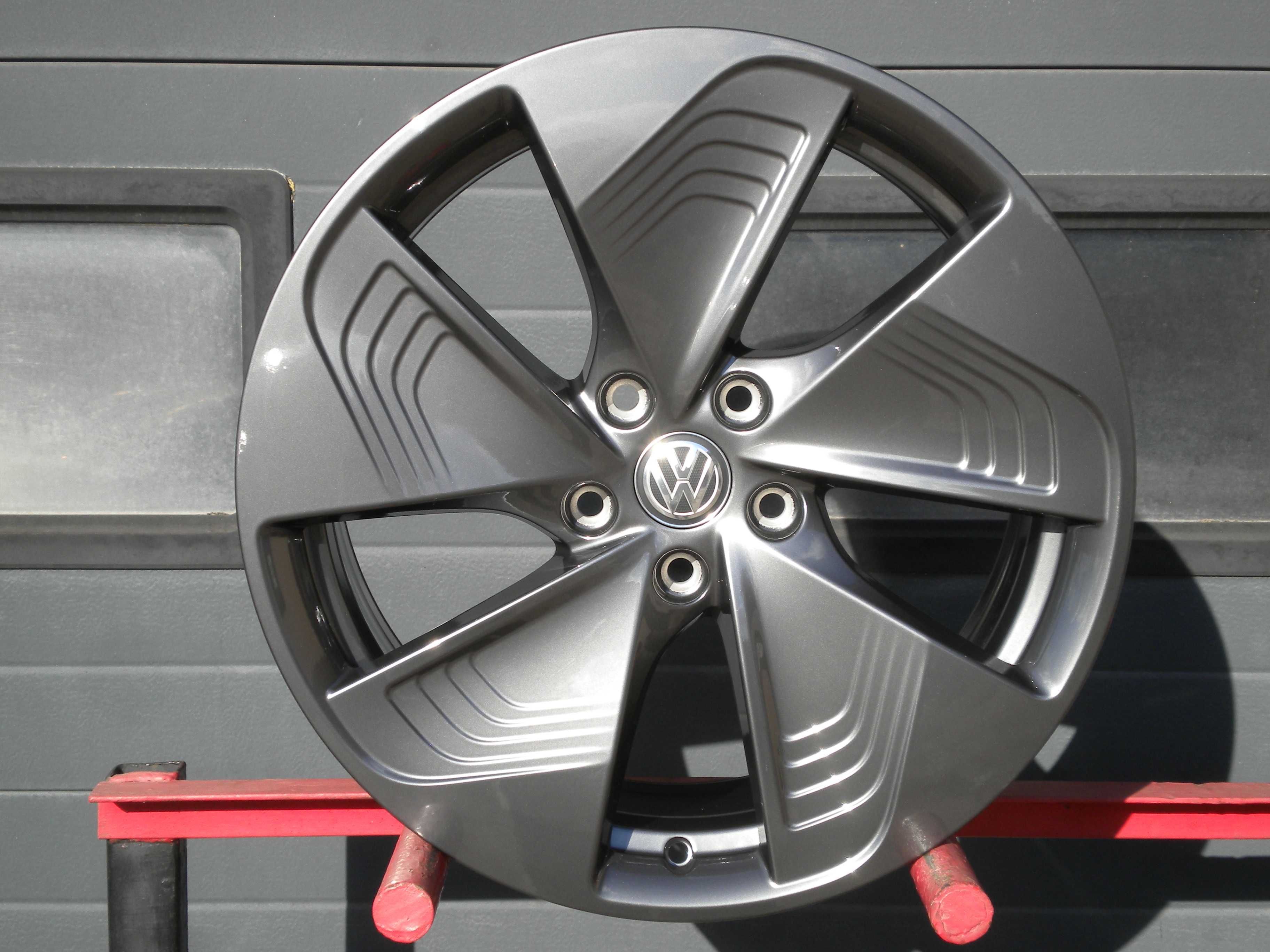 Felgi aluminiowe 18 5x112 OE Cupra Born Vw Golf VI VII VIII Touran