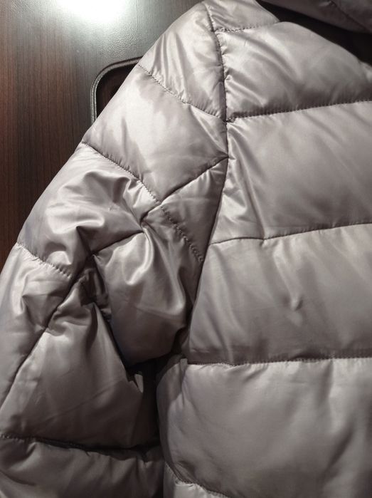 Пуховик на холлофайбері, дуже теплий!