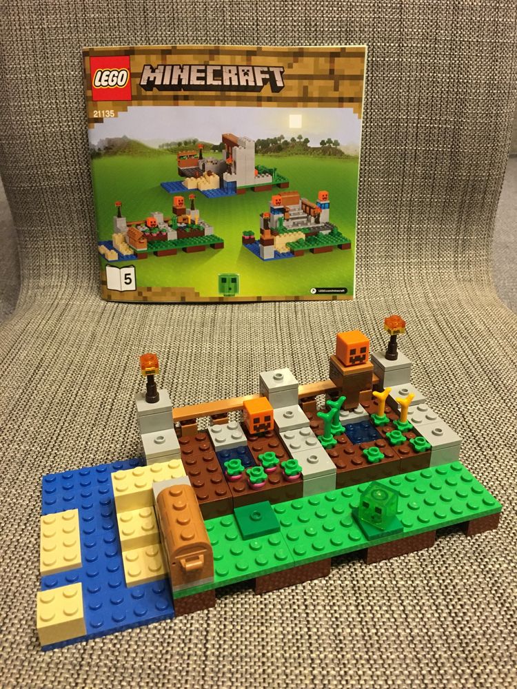 LEGO Minecraft nr 21135