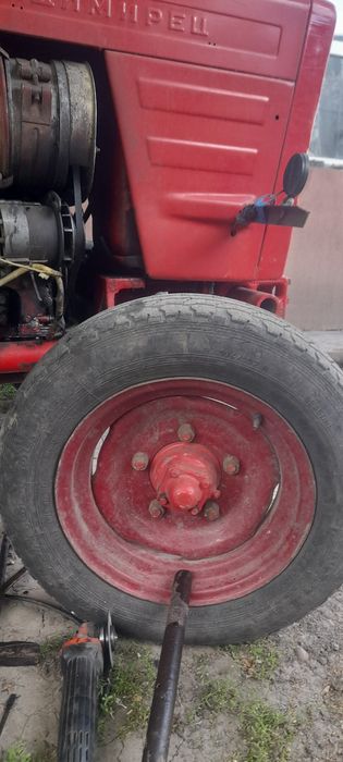 Продам трактор т25
