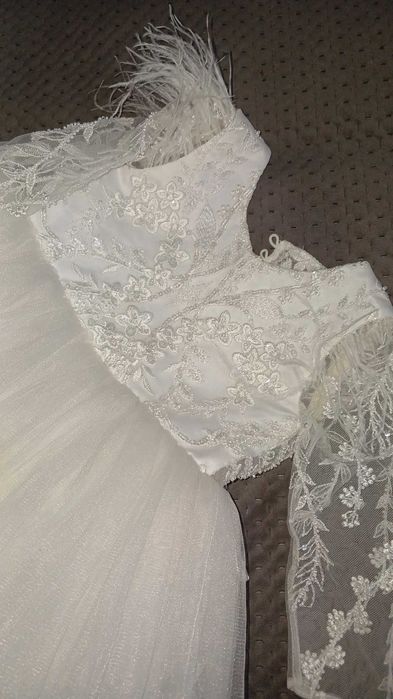 Продам платье на девочку! Есть разные!