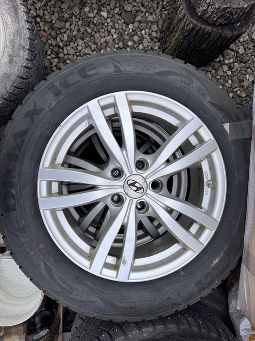 225/60/17 зима 5 5х114,3 r17 Hyundai