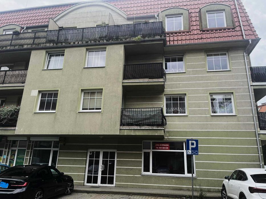 Lokal usługowo- handlowy 124 m2 parter Kętrzyn Kołobrzeska 1 D
