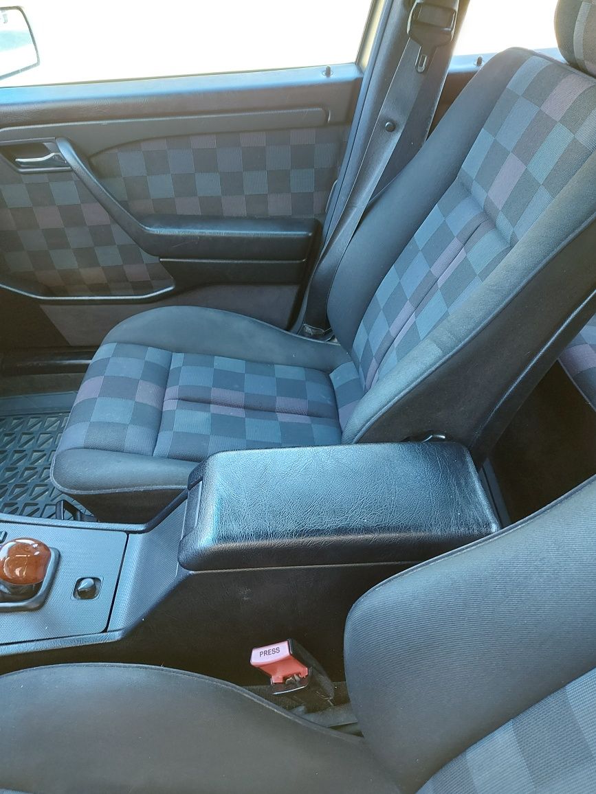 Interior Mercedes w202 completo