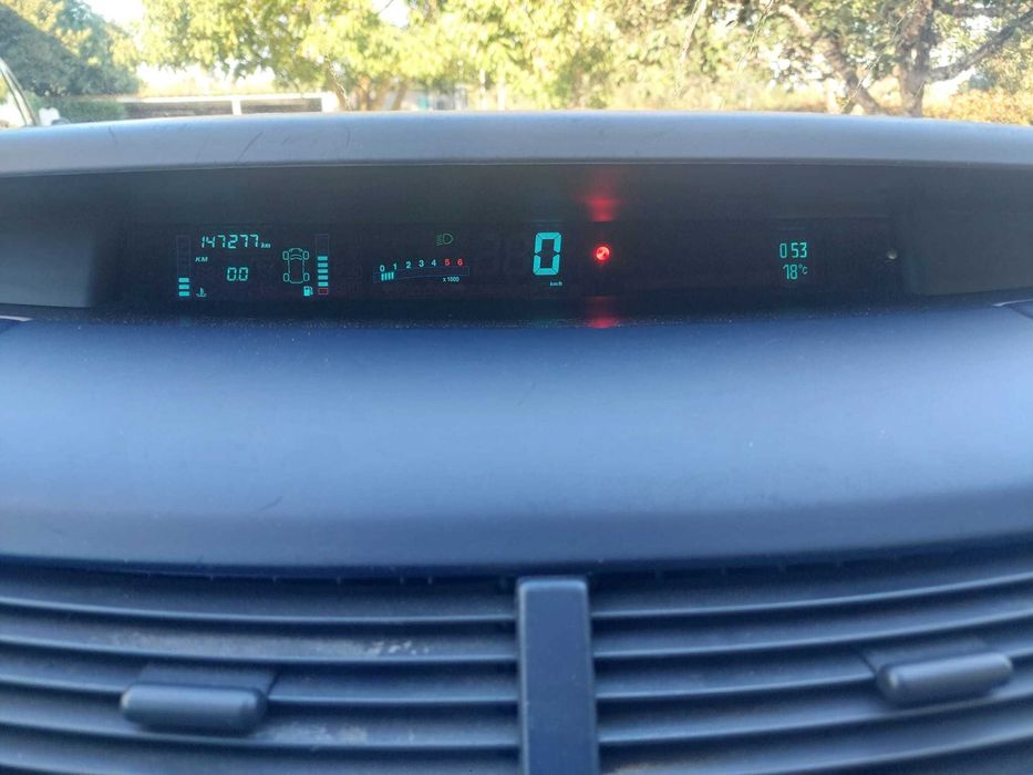 Renault Espace 2.2 DCI 110kW (para peças)