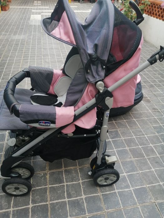 Conjunto Chicco - carrinho alcofa e cadeira