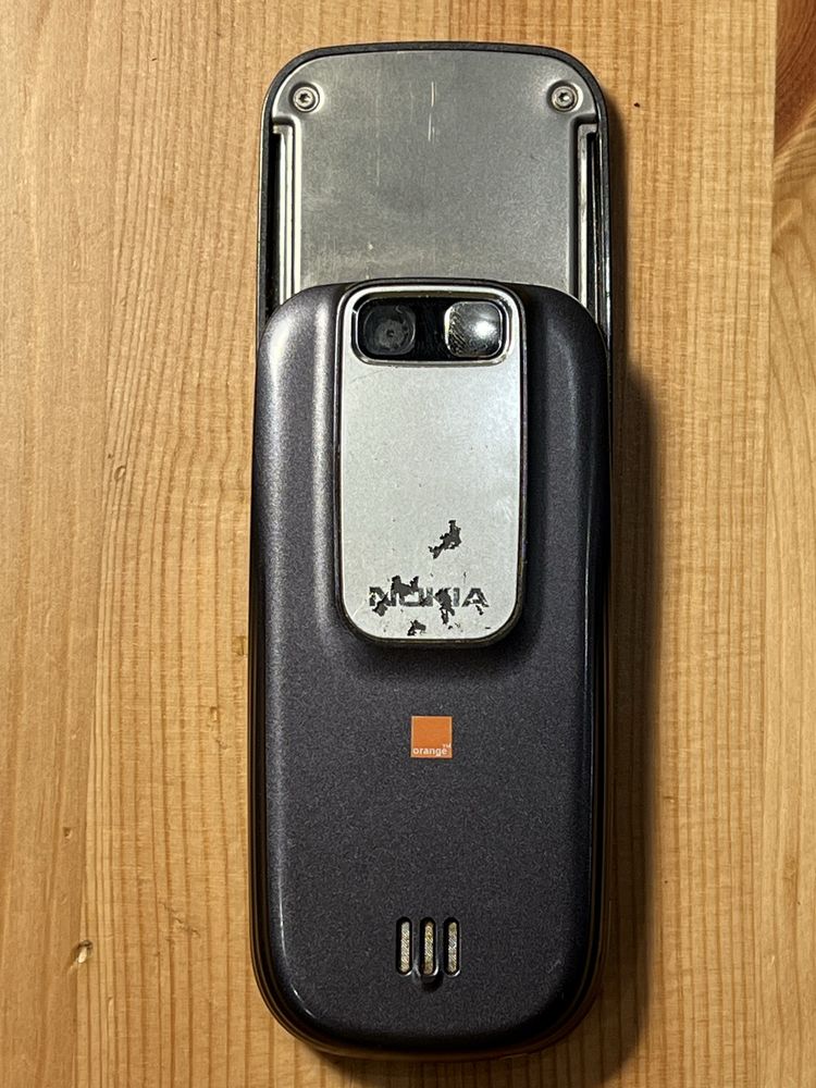Nokia 2680s-2 (RM-392)