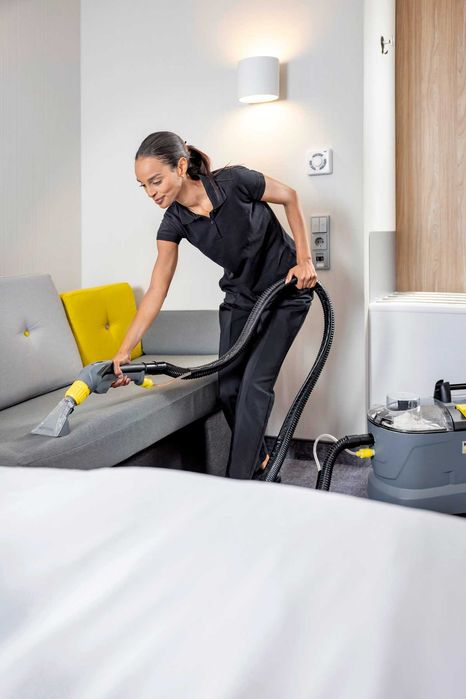 Wynajem odkurzacz piorący Karcher Puzzi 10/1