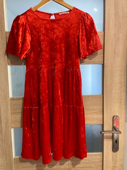 Sukienka świąteczna Sinsay