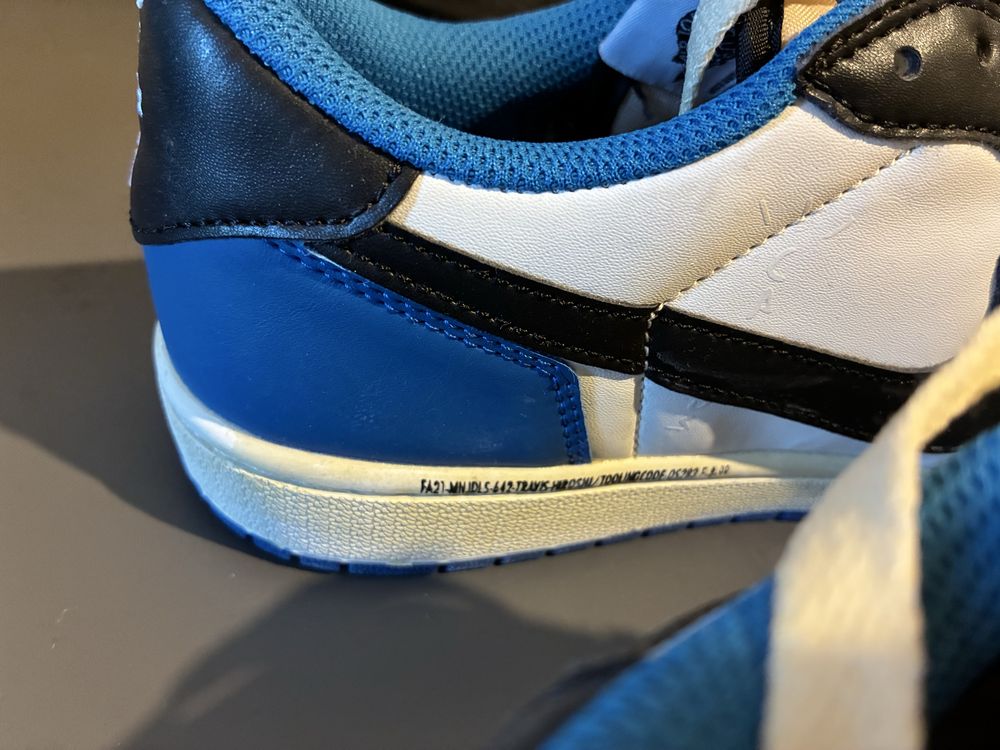 Nike Jordan Low Travis Scott Fragment
