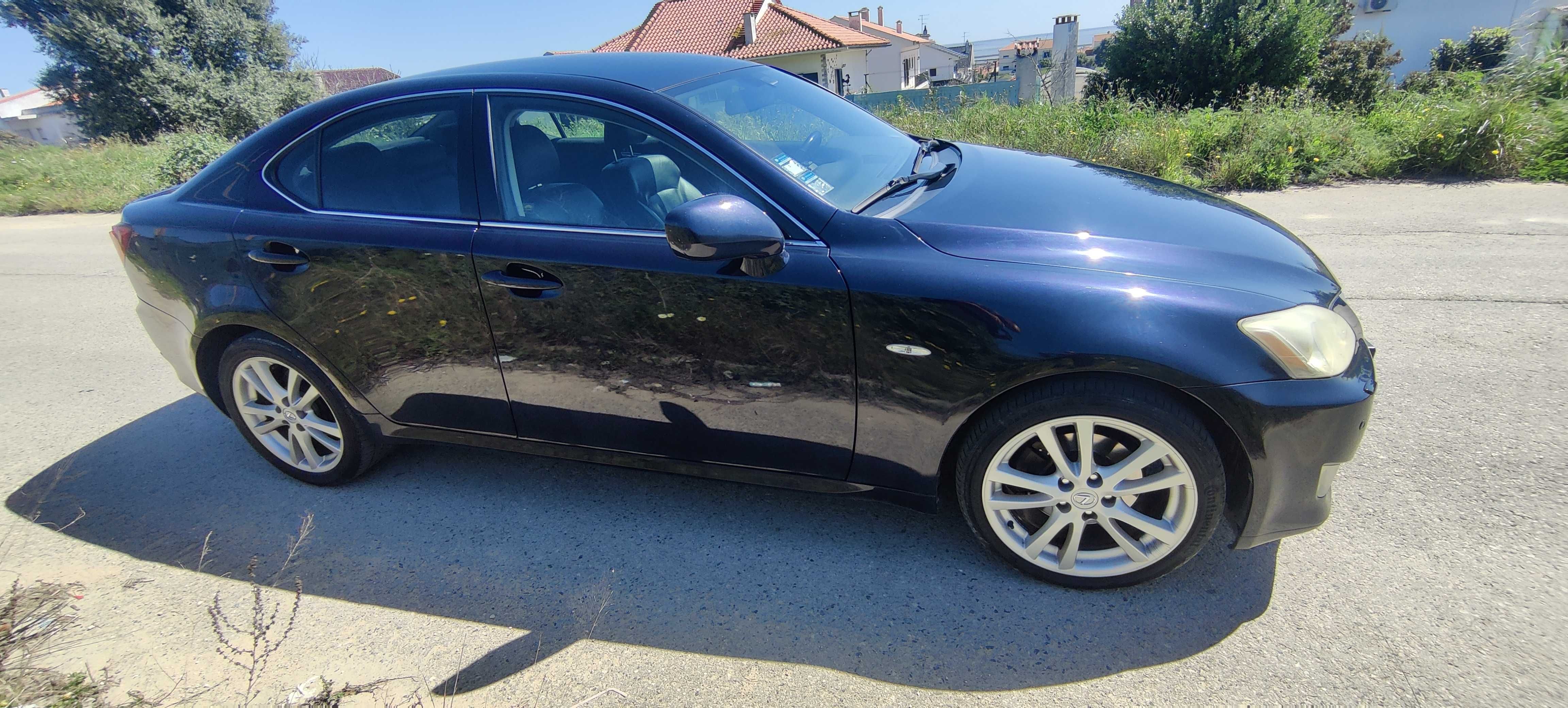 Lexus IS 220D Luxury Full extras