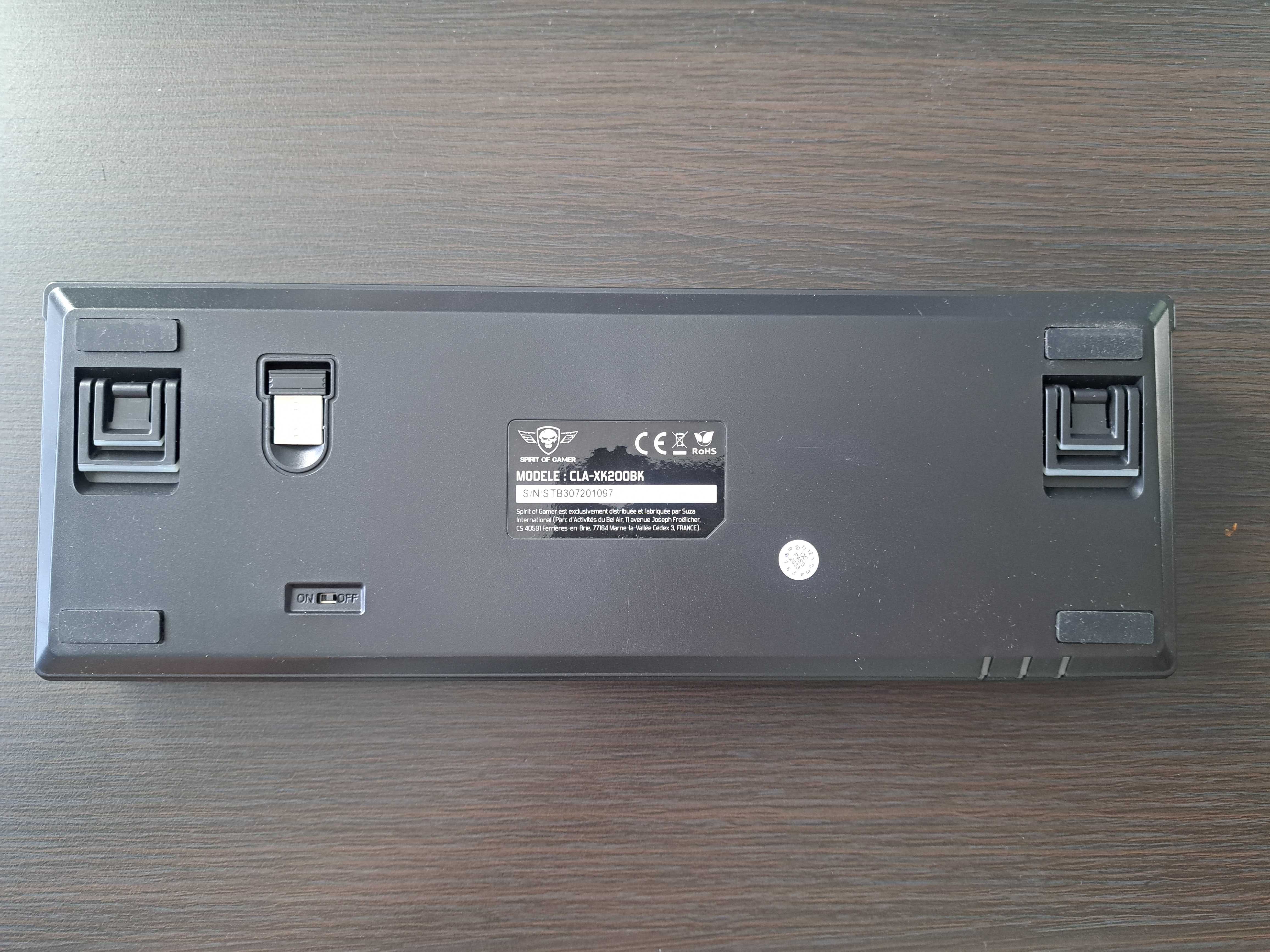 Bezprzewodowa klawiatura mechaniczna RGB z akumulatorem XPERT K200