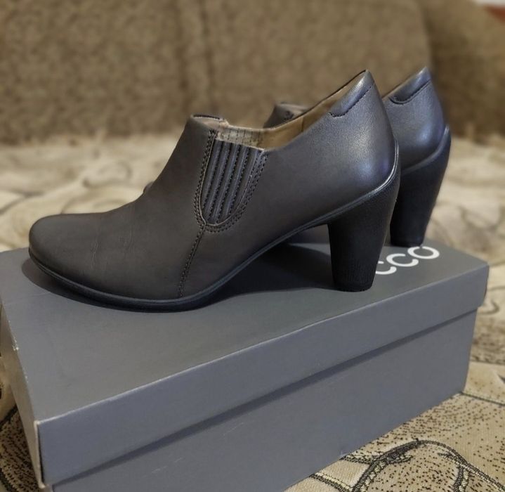 Демісезонні сапожки, ботільони Ecco Sculpture 65. Оригінал. 38 розмір.