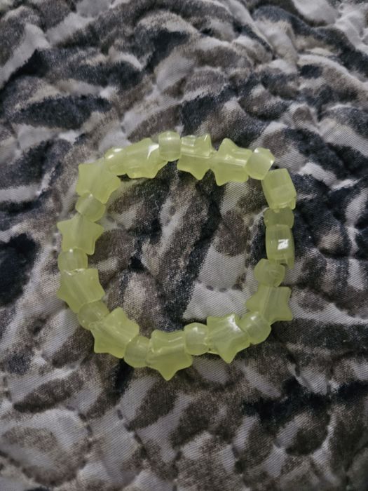 bransoletka handmade świecąca w ciemności