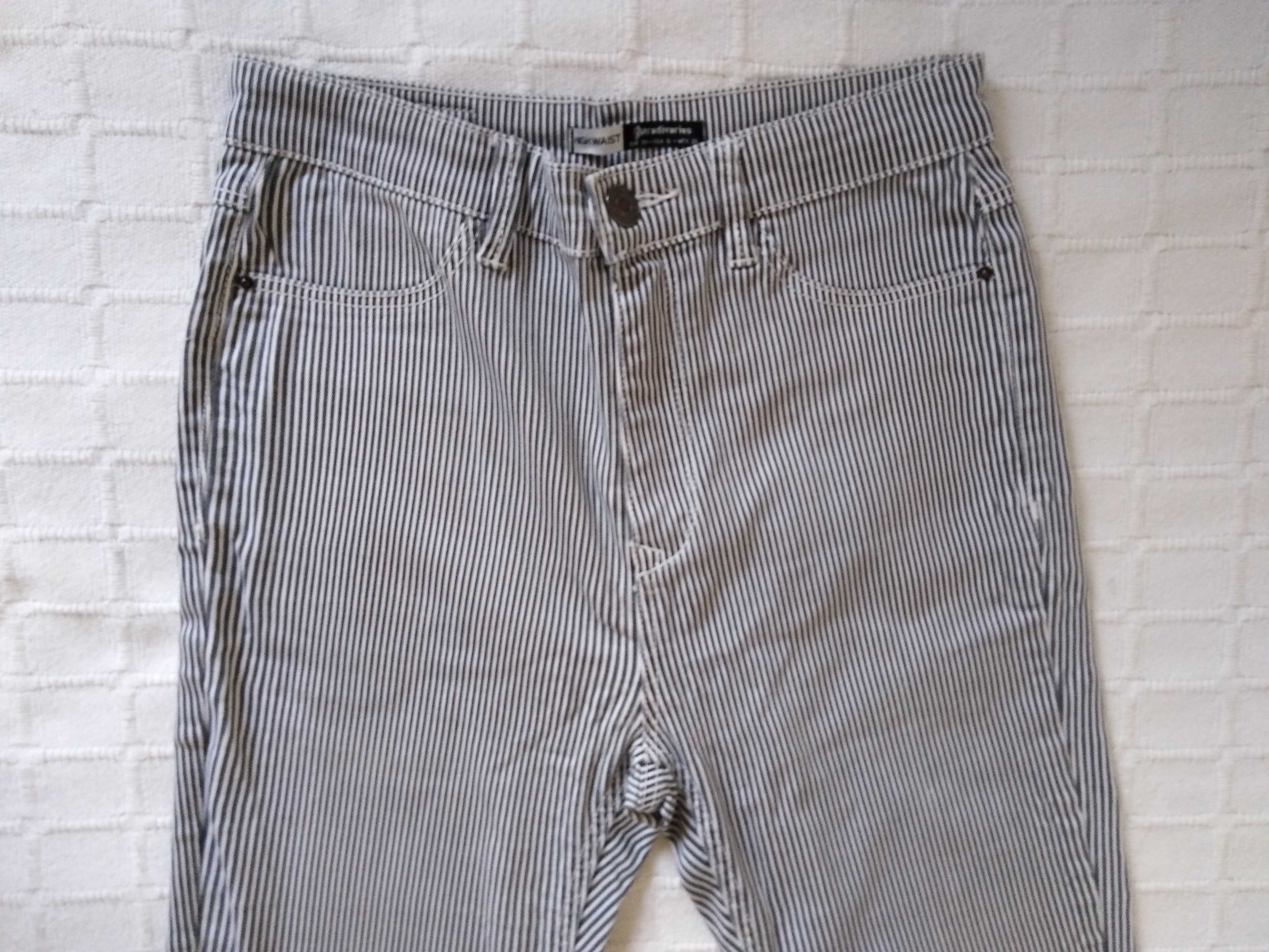 Calças Padrão Riscas Stradivarius 38