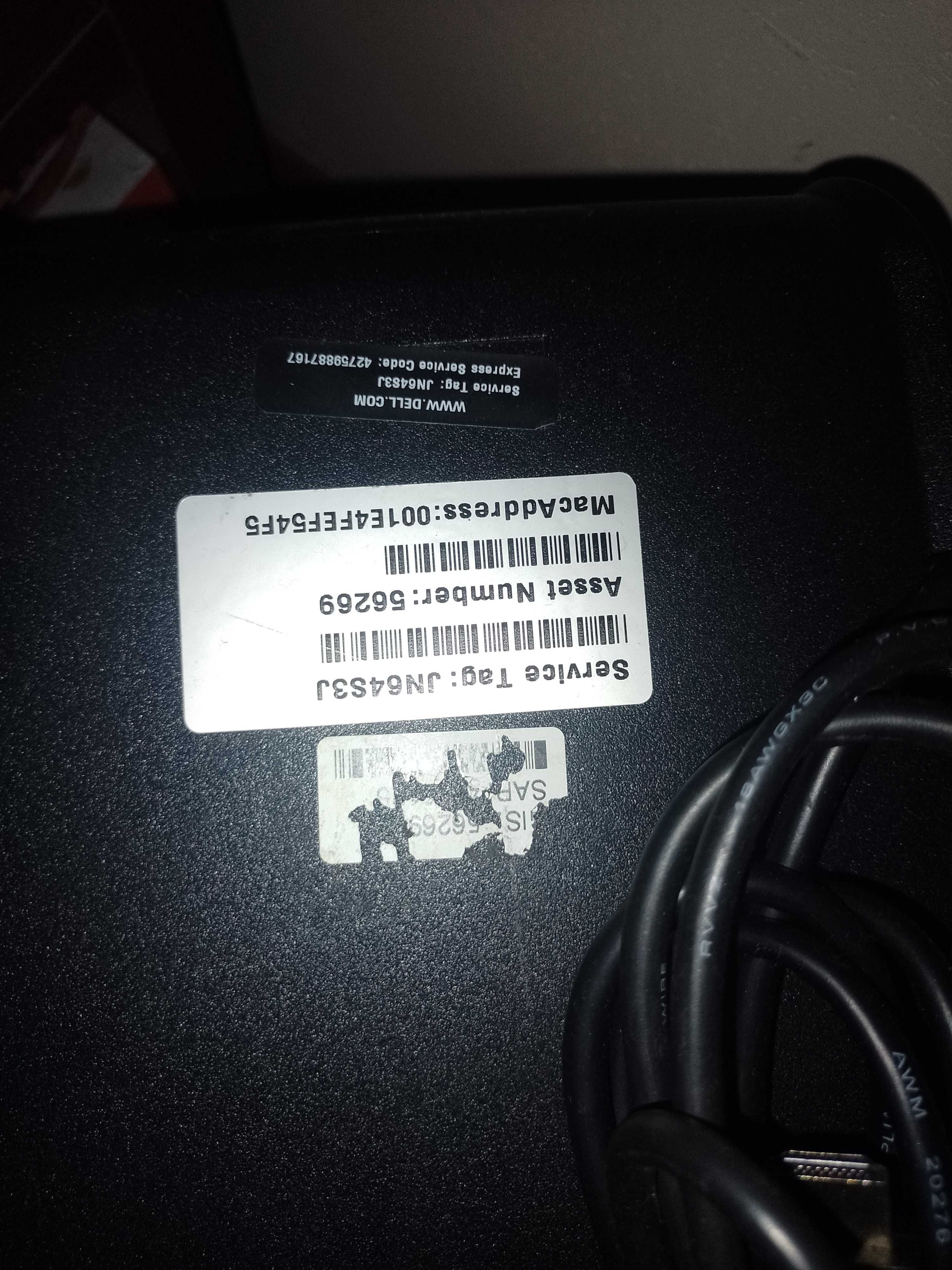 Komputer DELL Inter core 2 Duo E8400 3 GHz
 GB RAM DDR2 332 MHZ