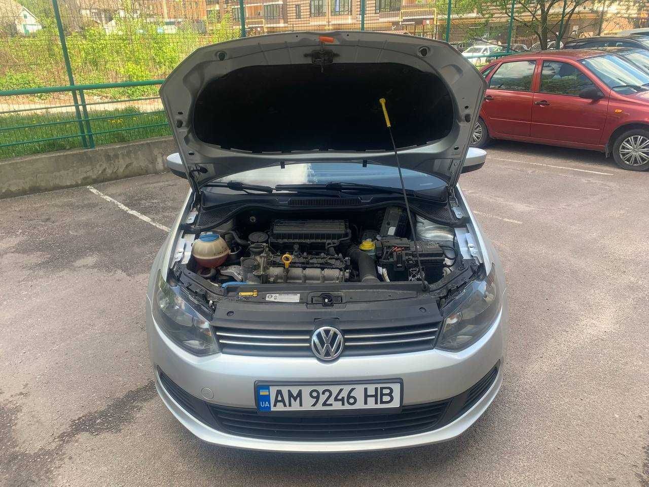 Volkswagen Polo 2014 1.6 бензин