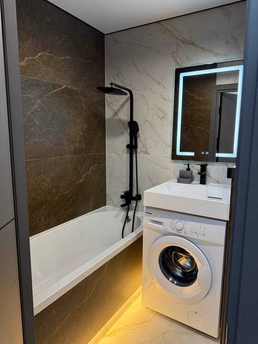 Сучасна 1.5 кімн р-н Універсаму, вул.Заміська