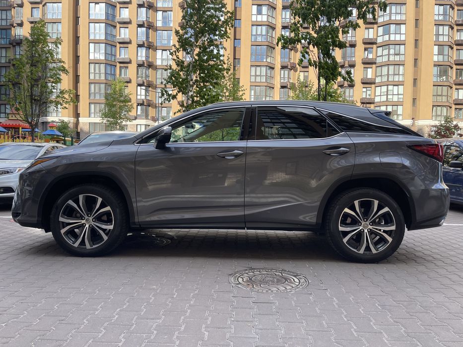 Продам Lexus RX 350 в отличном состоянии!