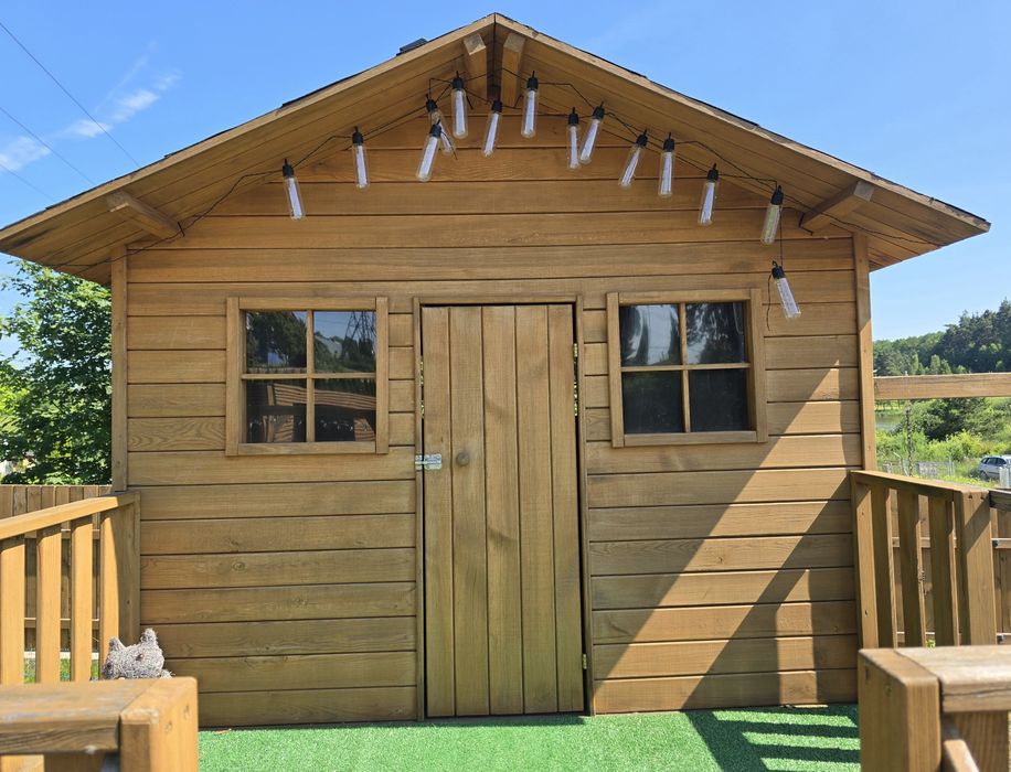 Duży plac zabaw dla dziecka solidny