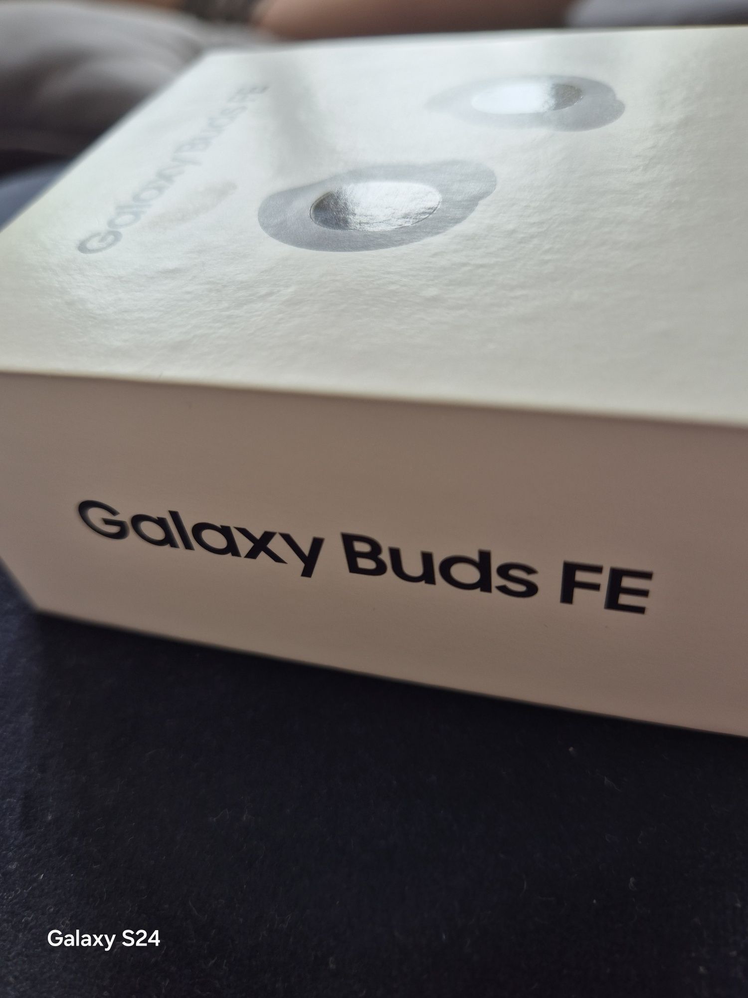 Galaxy Buds FE sluchawki