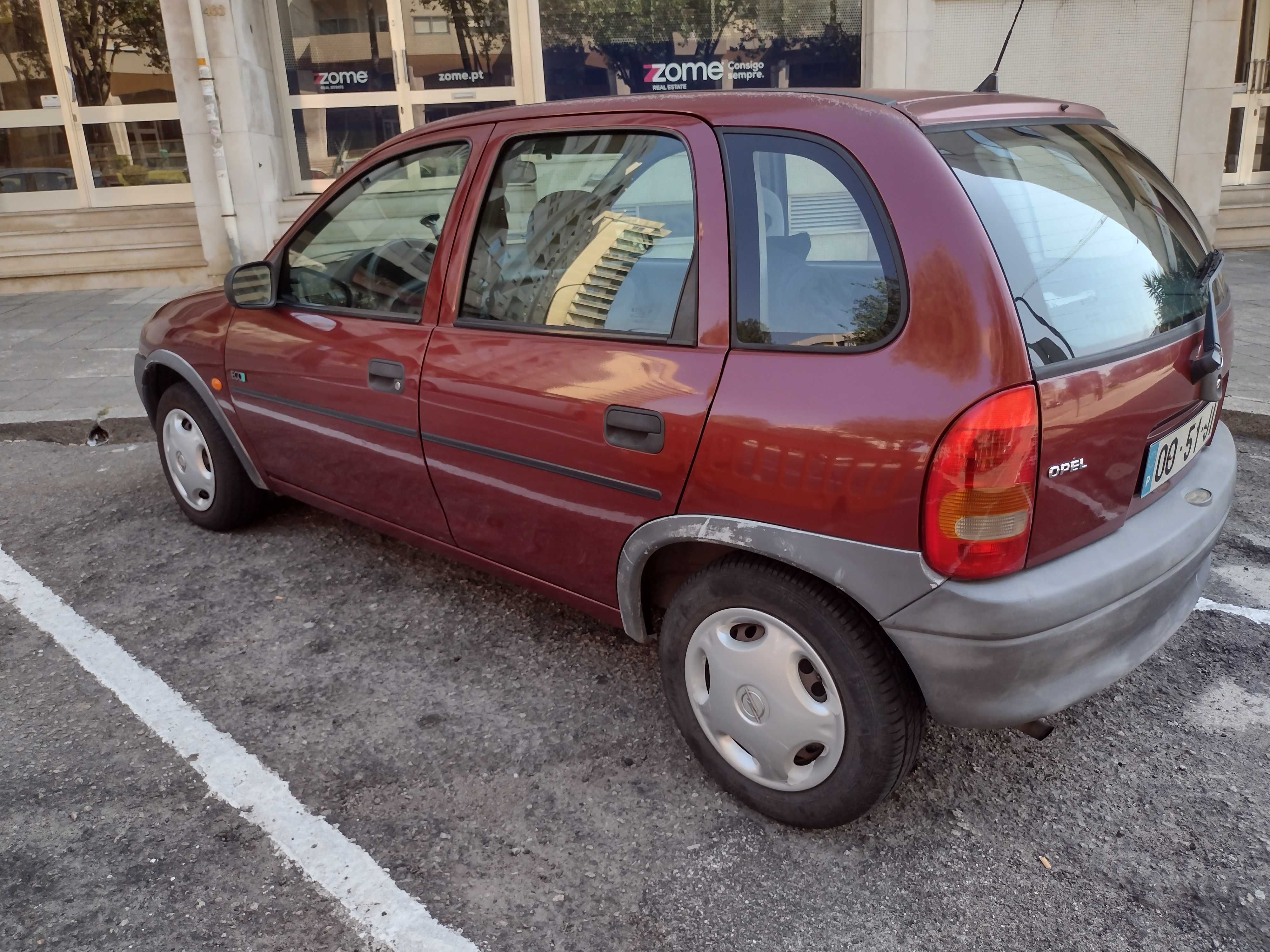 Opel Corsa Muito Econômico
