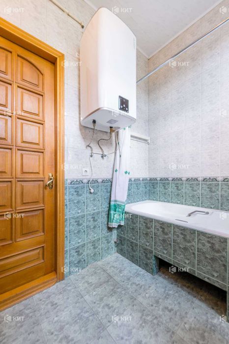 3к.80м2 Центр Держпром (м. Научная, пр. Независимости) 124980