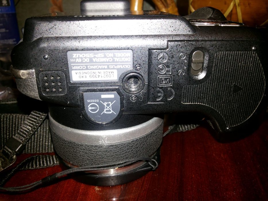 фотоаппарат OLYMPUS-SP-550 UZ +акамулятори 1620