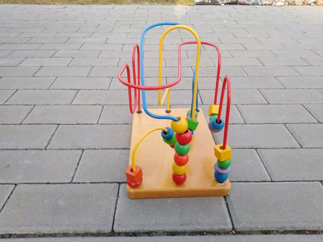 Labirynt na drucikach dla dzieci