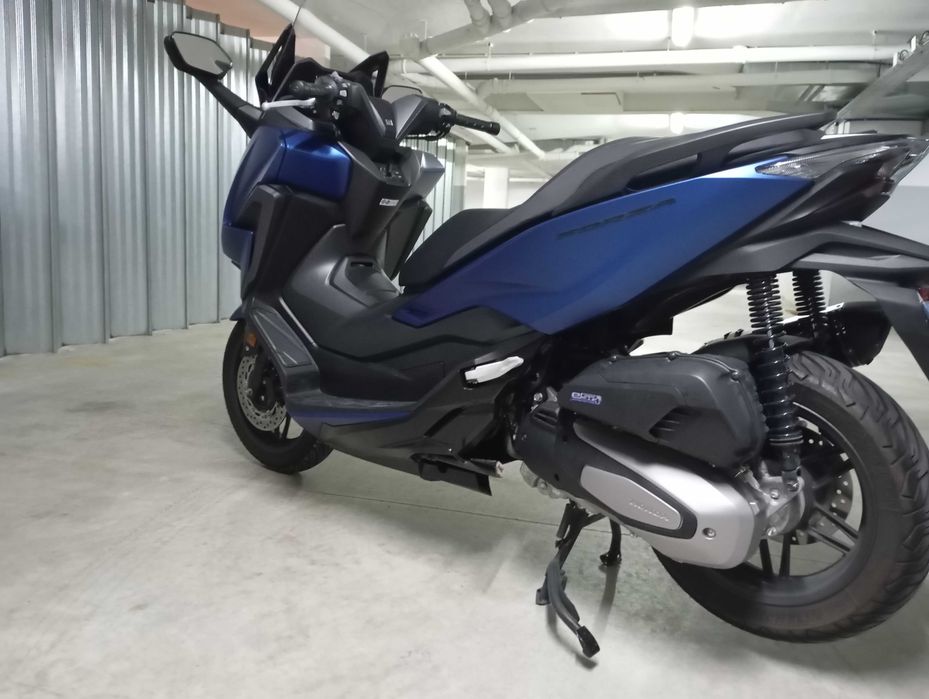 Honda forza azul negociável