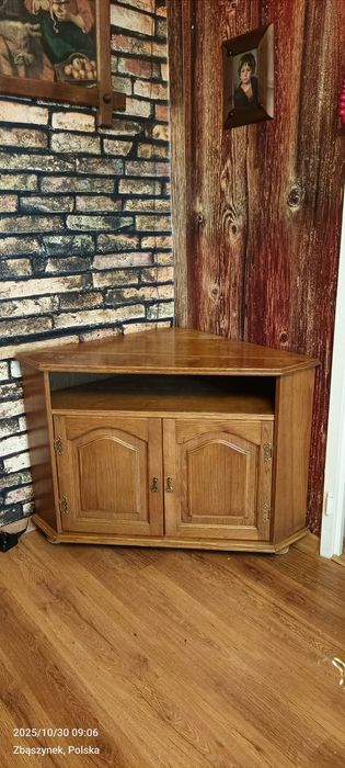 Oddam meble szafka narożna i komoda