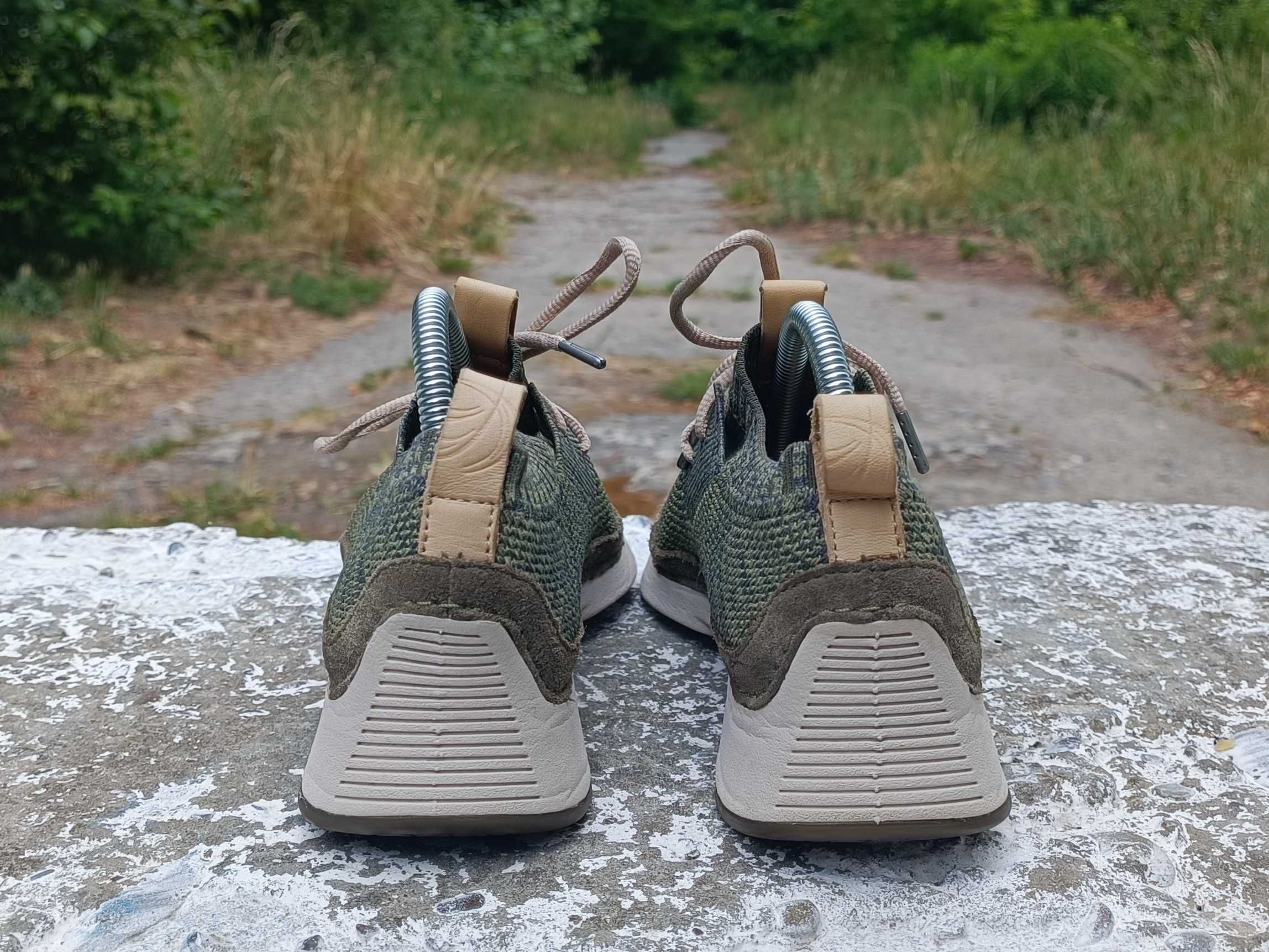 Жіночі кросівки Clarks Tri Native Khaki