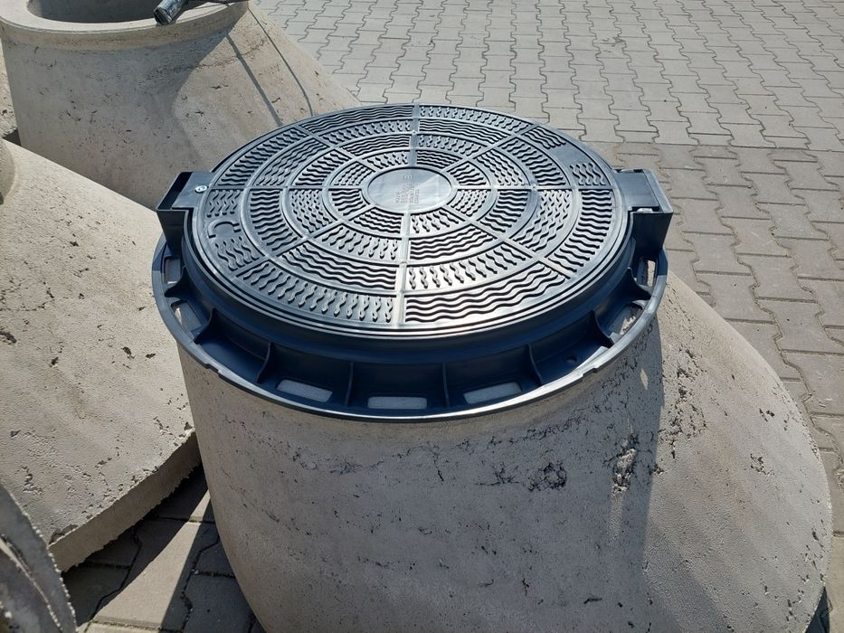 Pokrywa studni , właz ogrodowy  , właz studnia,Właz plastikowy