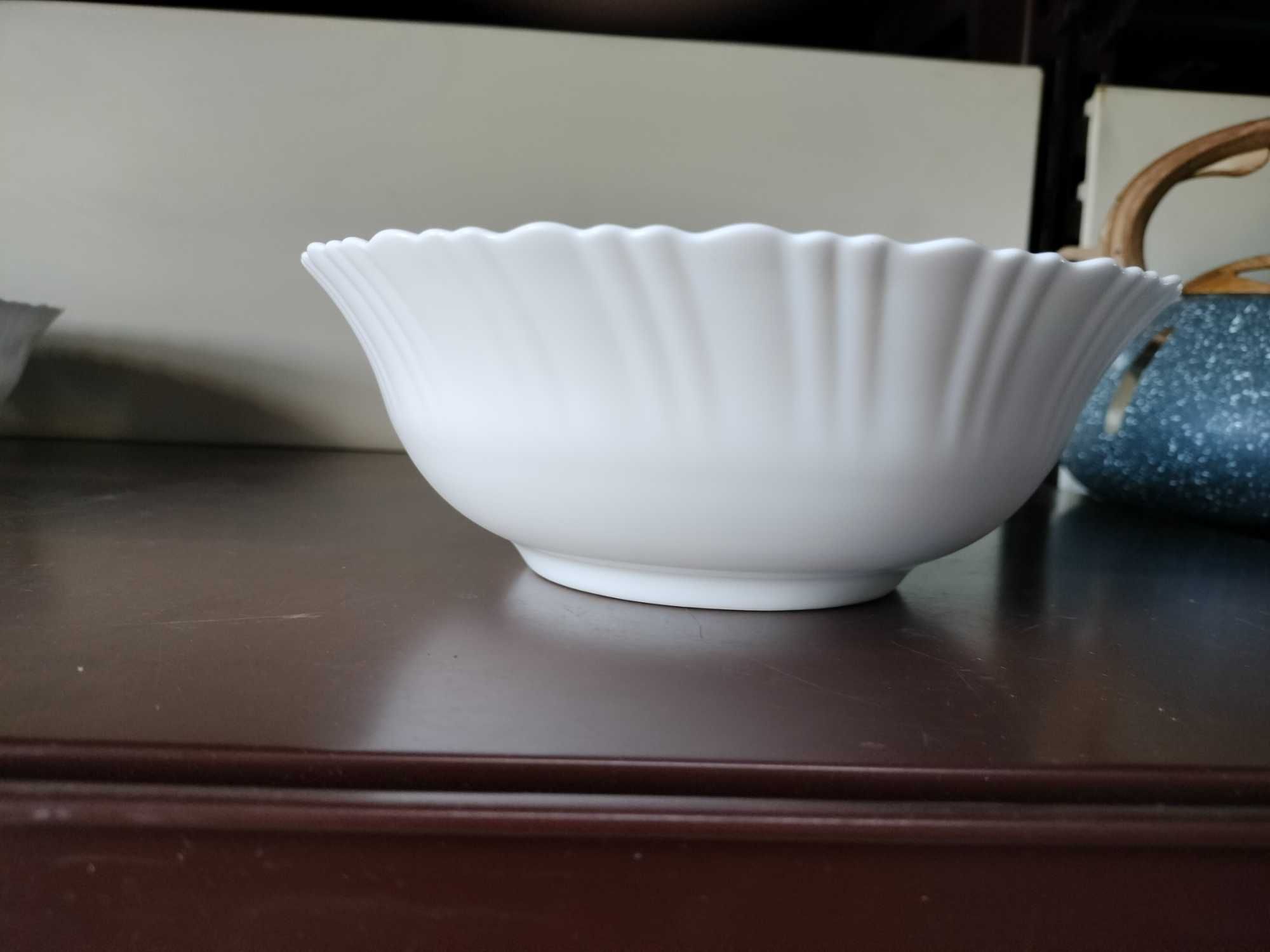 MISKA MISECZKA porcelanowa biała ozdobna na zupę sałatki