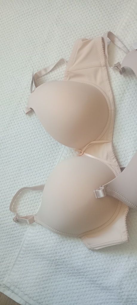 Dwa NOWE z metkami 105 E