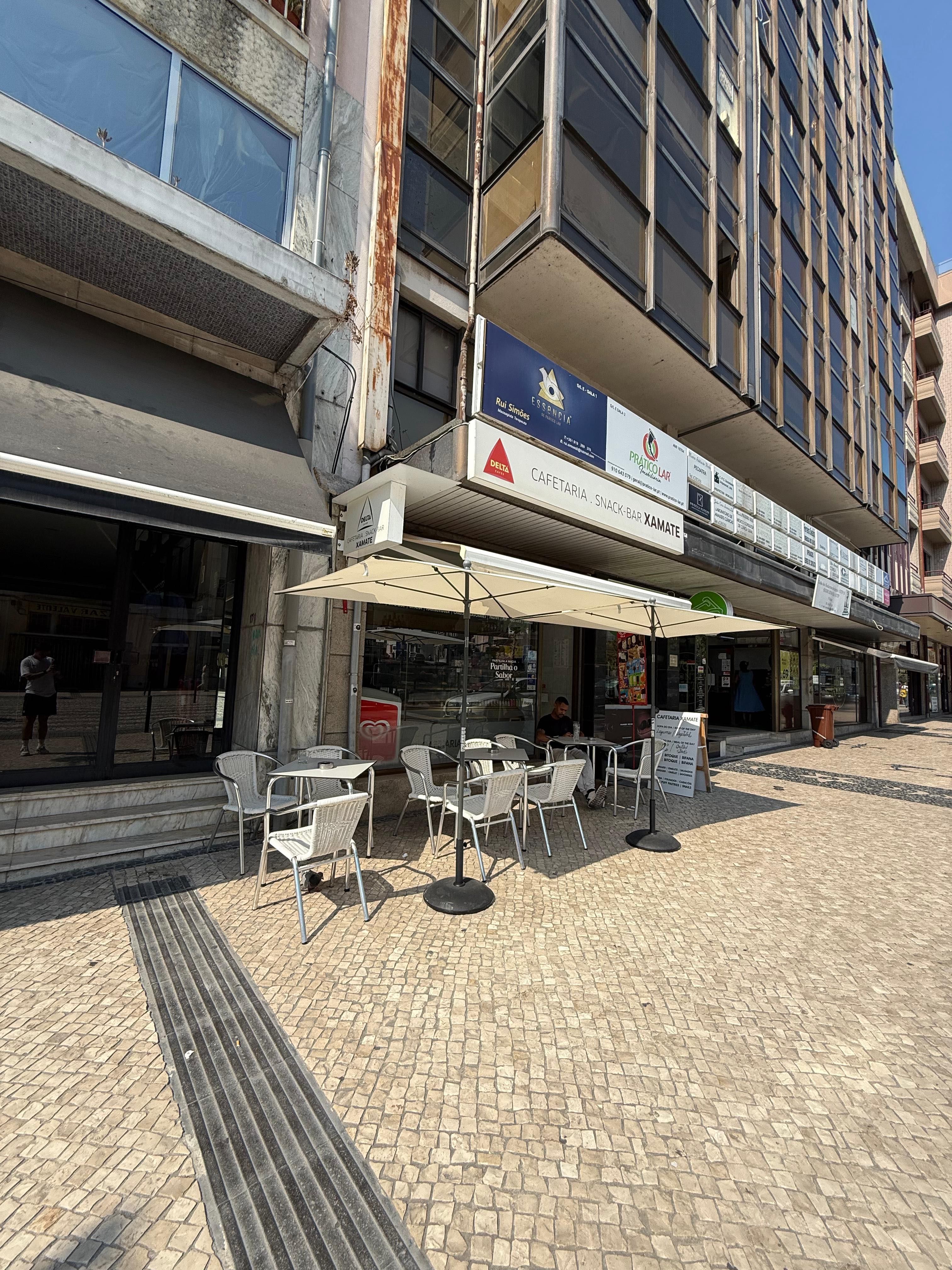 Trespasse de Cafetaria/Snack Bar, no centro da cidade de Aveiro!