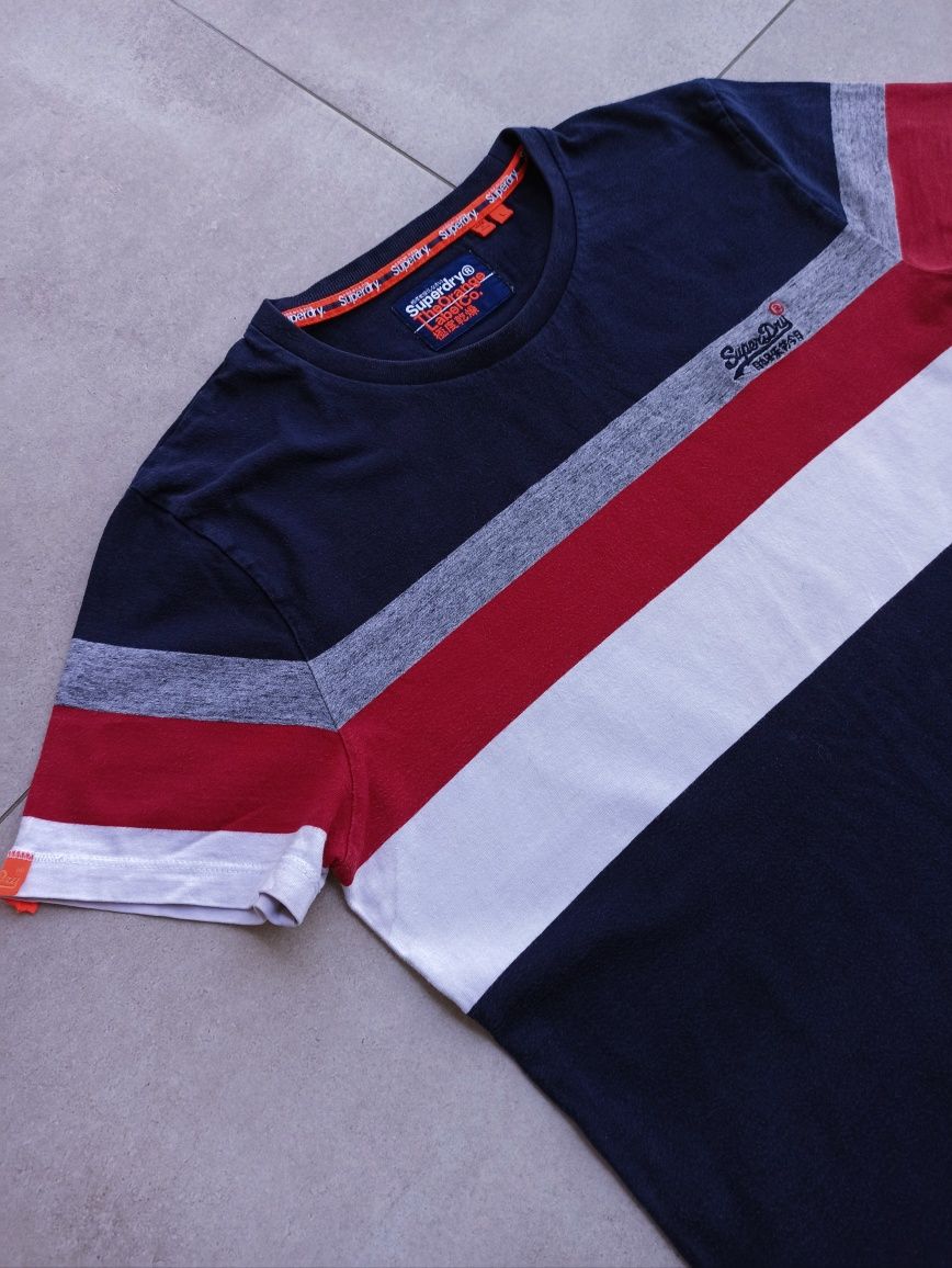 Superdry  t-shirt  oryginalna  koszulka na lato  rozmiar  M, S