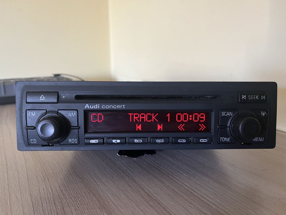 Radio Audi Concert 2 - A6 C5 - Chowane gałki