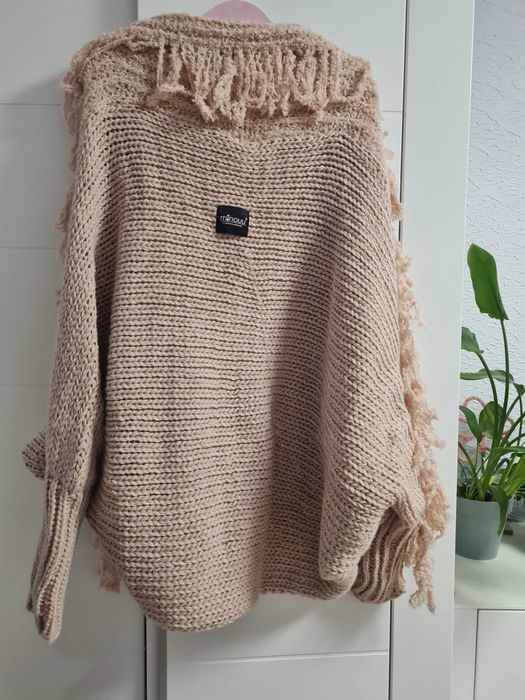 Kardigan oversize z frędzlami Minouu