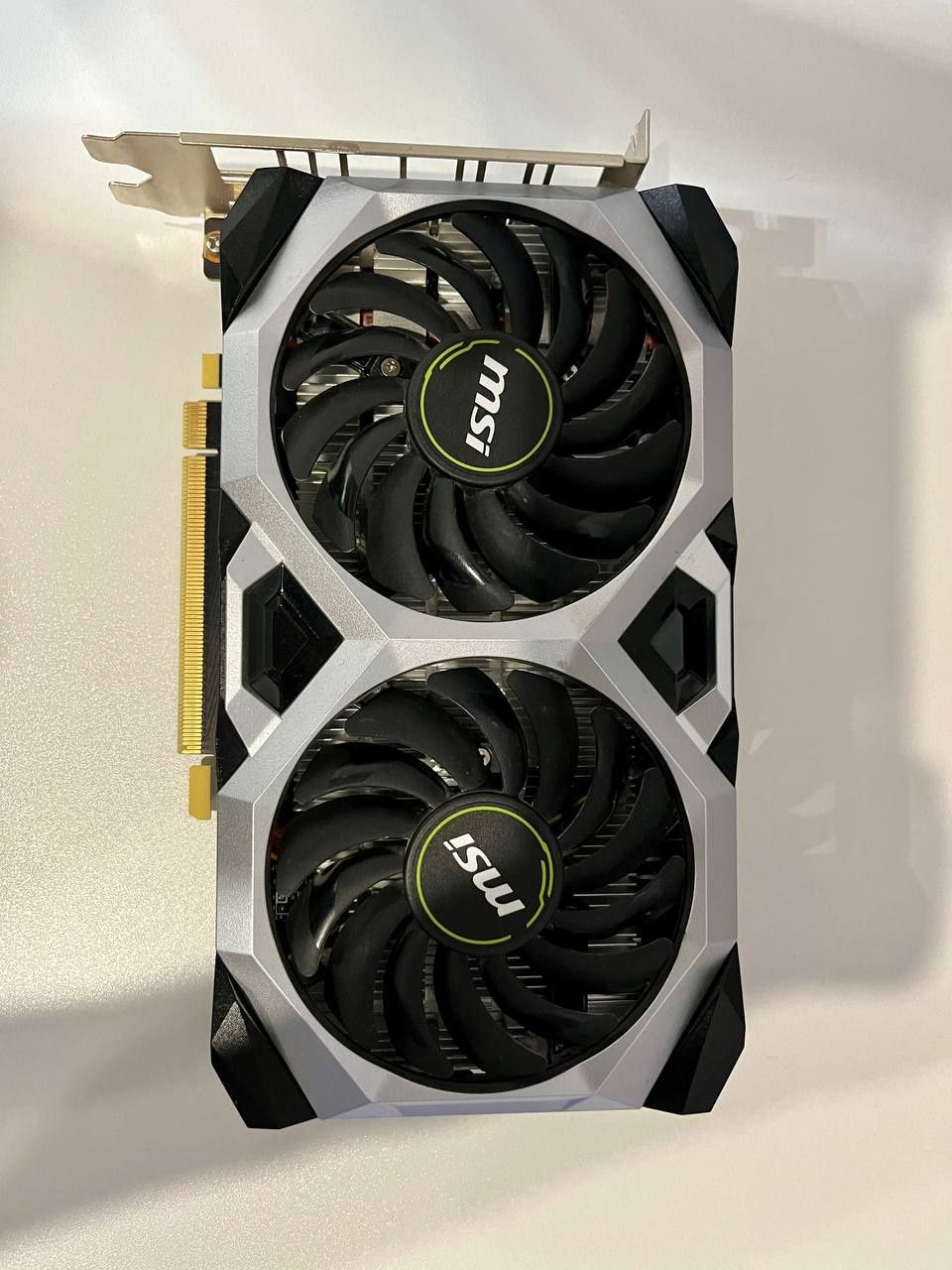Відеокарта GTX 1660 ti