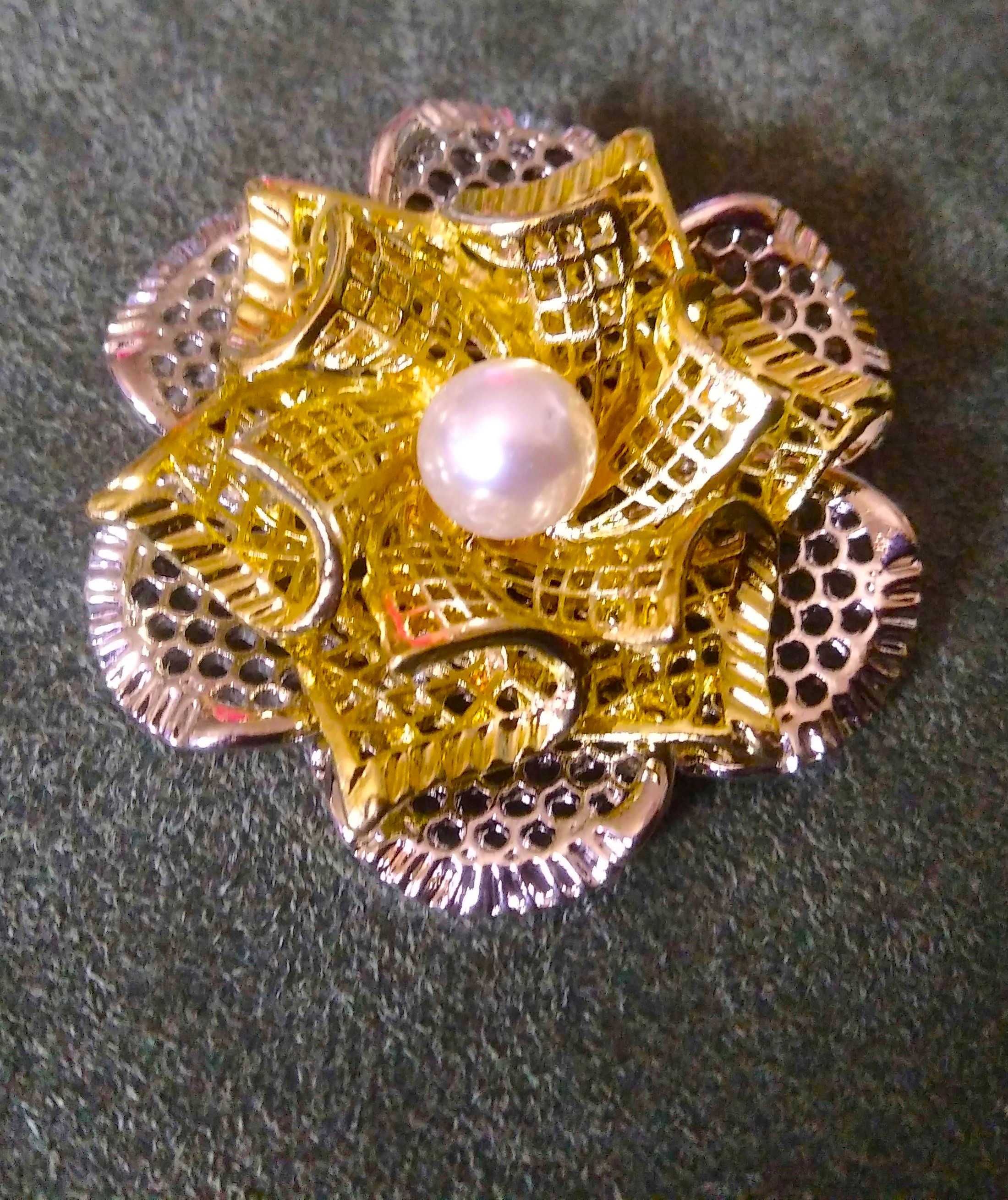 Alfinete / Broche / Pregadeira Dourado e Prateado c/ Perola NOVO