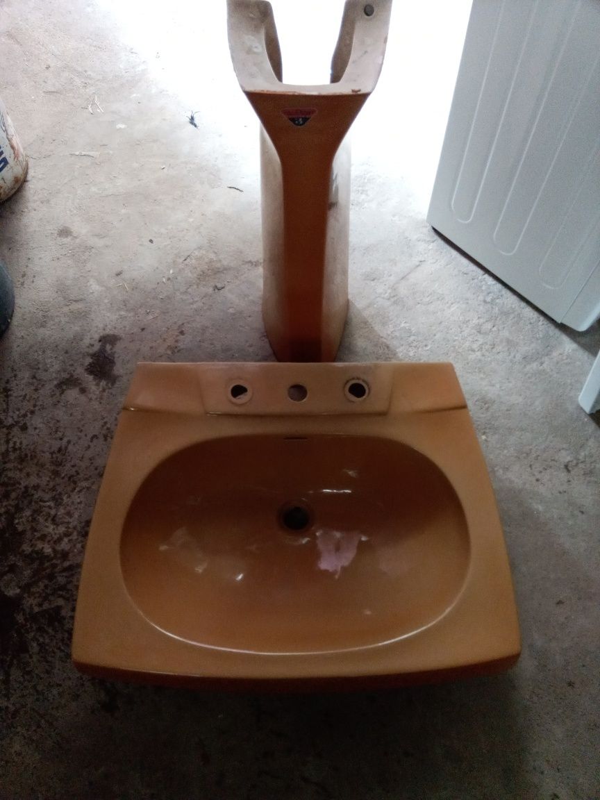 Vendo louça WC em bom estado