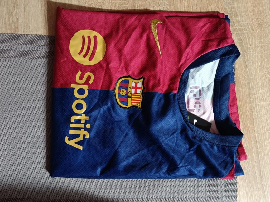 Koszulka Fc Barcelony (Robert Lewandowski) rozmiar 135-145 cm