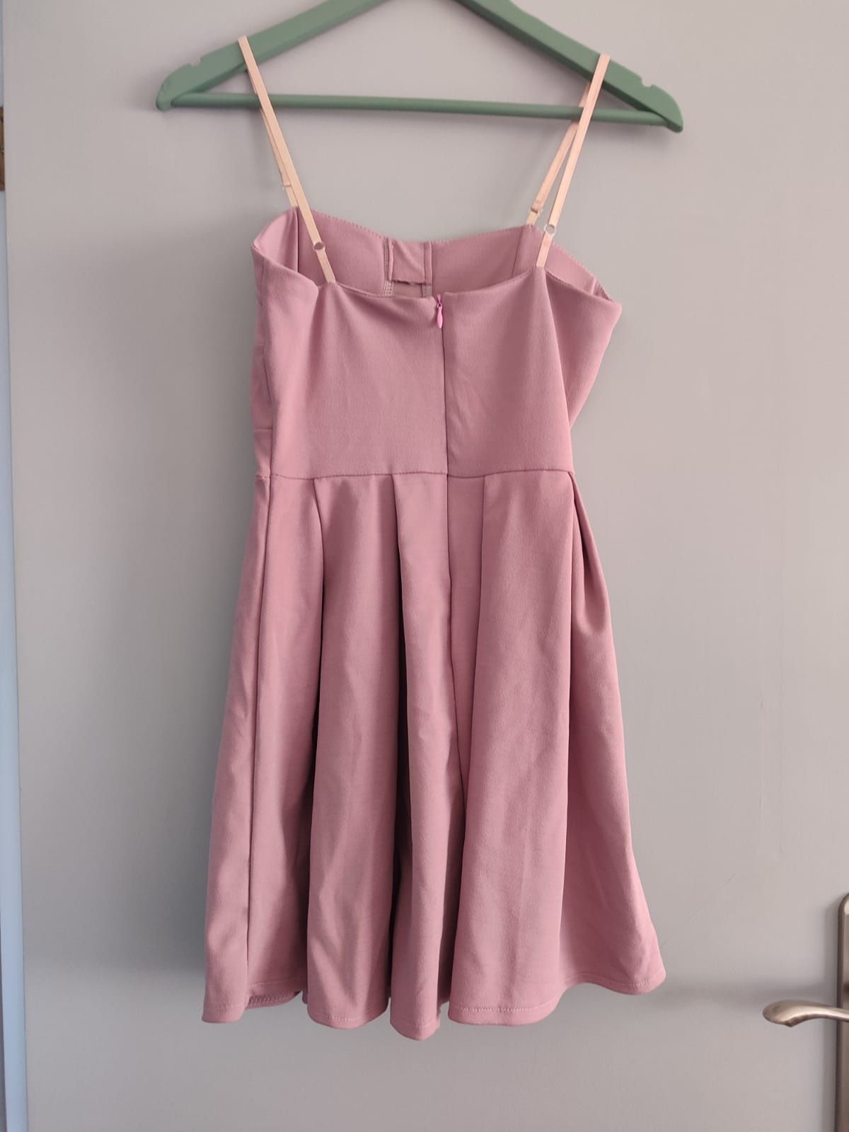 Vestido rosa novo