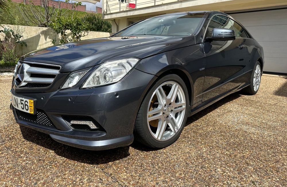 Mercedes-Benz E 250 CDi Avantgarde BlueEfficiency Auto
