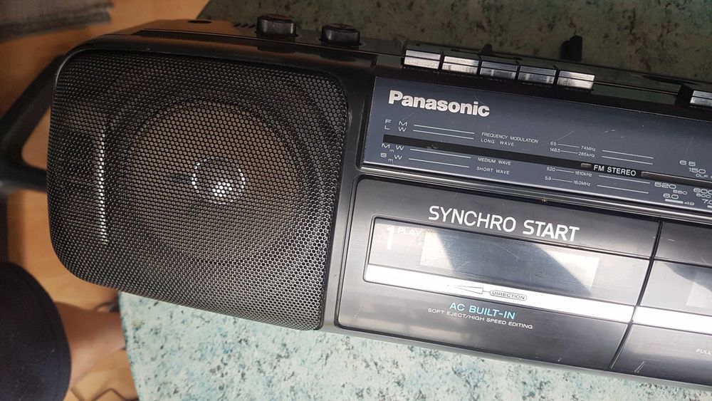 Radiomagnetofon Panasonic model RX-FT500 - PRL