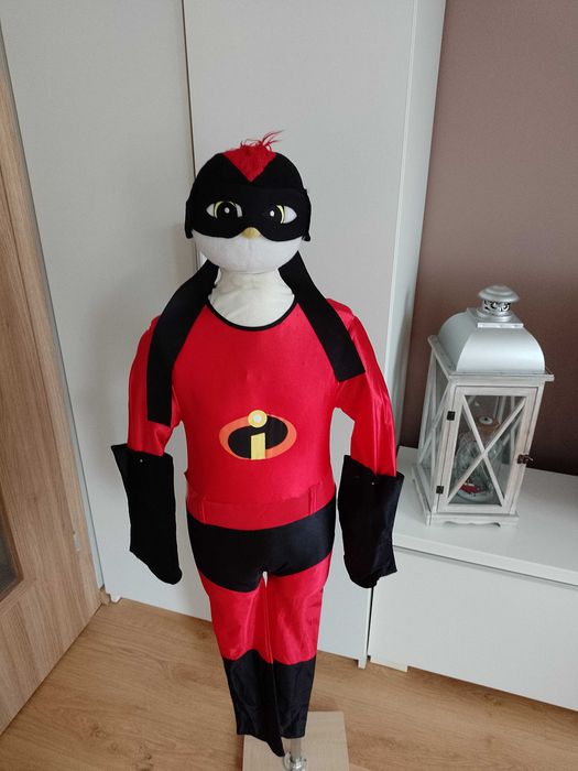 NOWY strój karnawałowy INIEMAMOCNI przebranie kostium 122/128 (2)