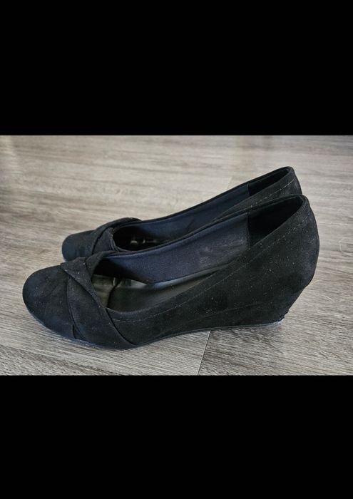 Baleriny na wygodnej niskiej koturnie