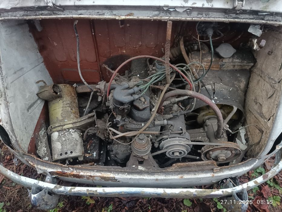 Zastawa zastava  750 / Fiat na części w całości