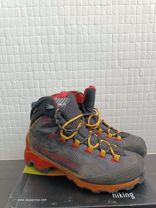 Botas de Montanha La Sportiva